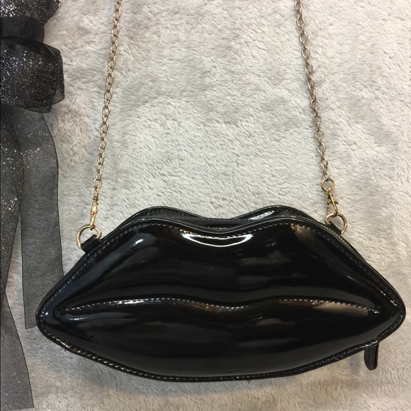 Aldo Handbags - Patent Leather Lip Bag
